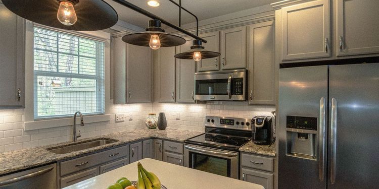 Finanční žrout jménem elektřina! Máme pro vás tipy, jak na úsporu elektřiny v domácnosti